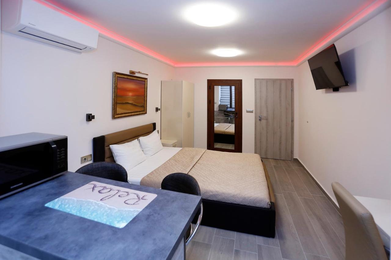 Deluxe 2 Studios City Center Burgas City Exterior foto